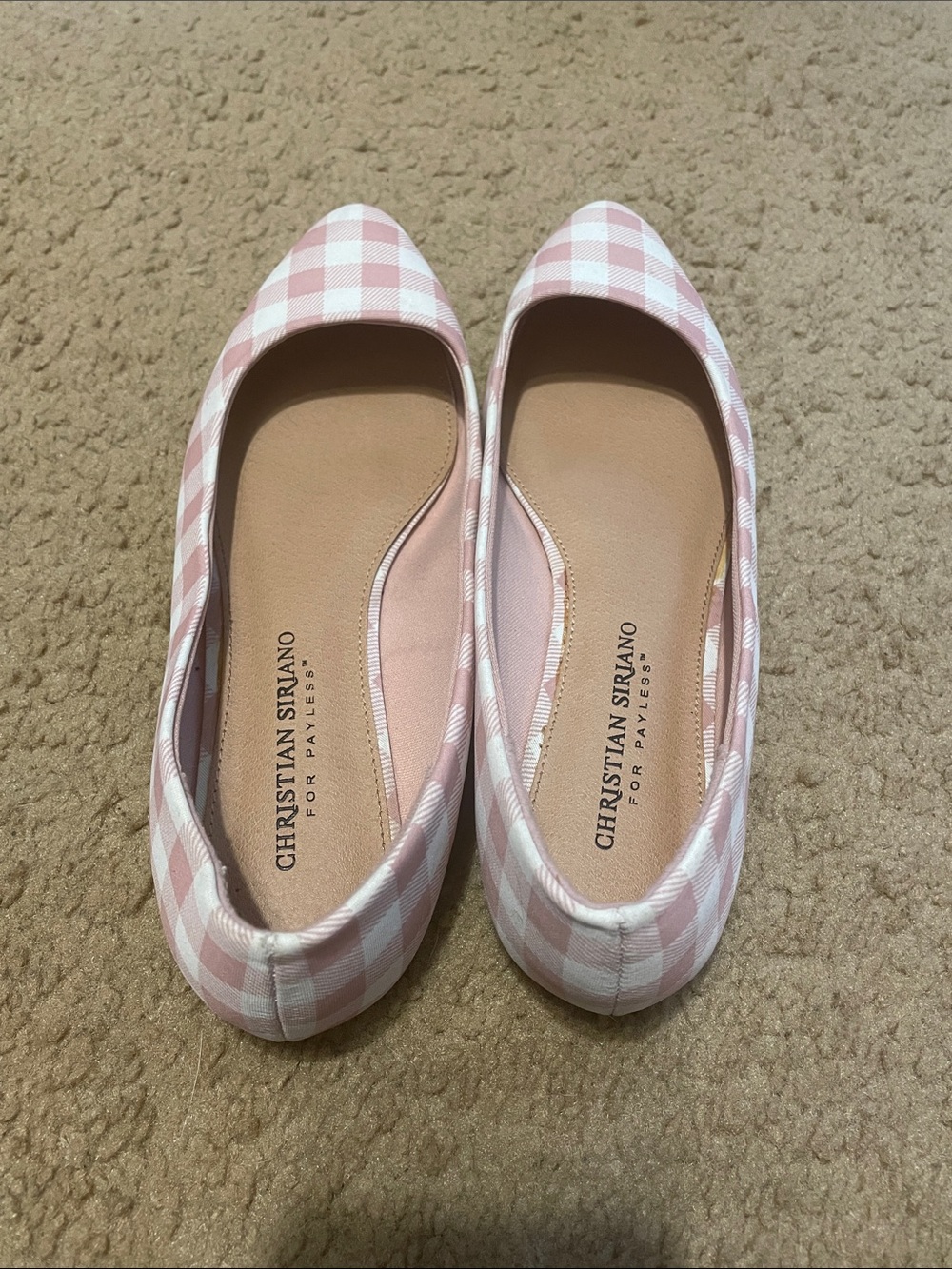 CHECKED SHOES SIZE 7